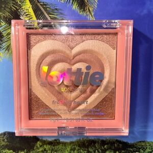 Lottie London Frosted Heart Multi-Shade Face and Body Highlighter New Sealed